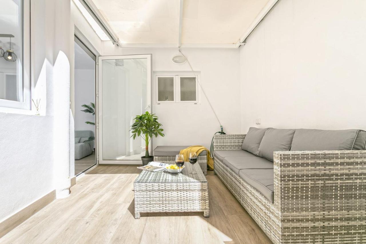 Precioso Apartamento Con Patio Malaga Exterior photo